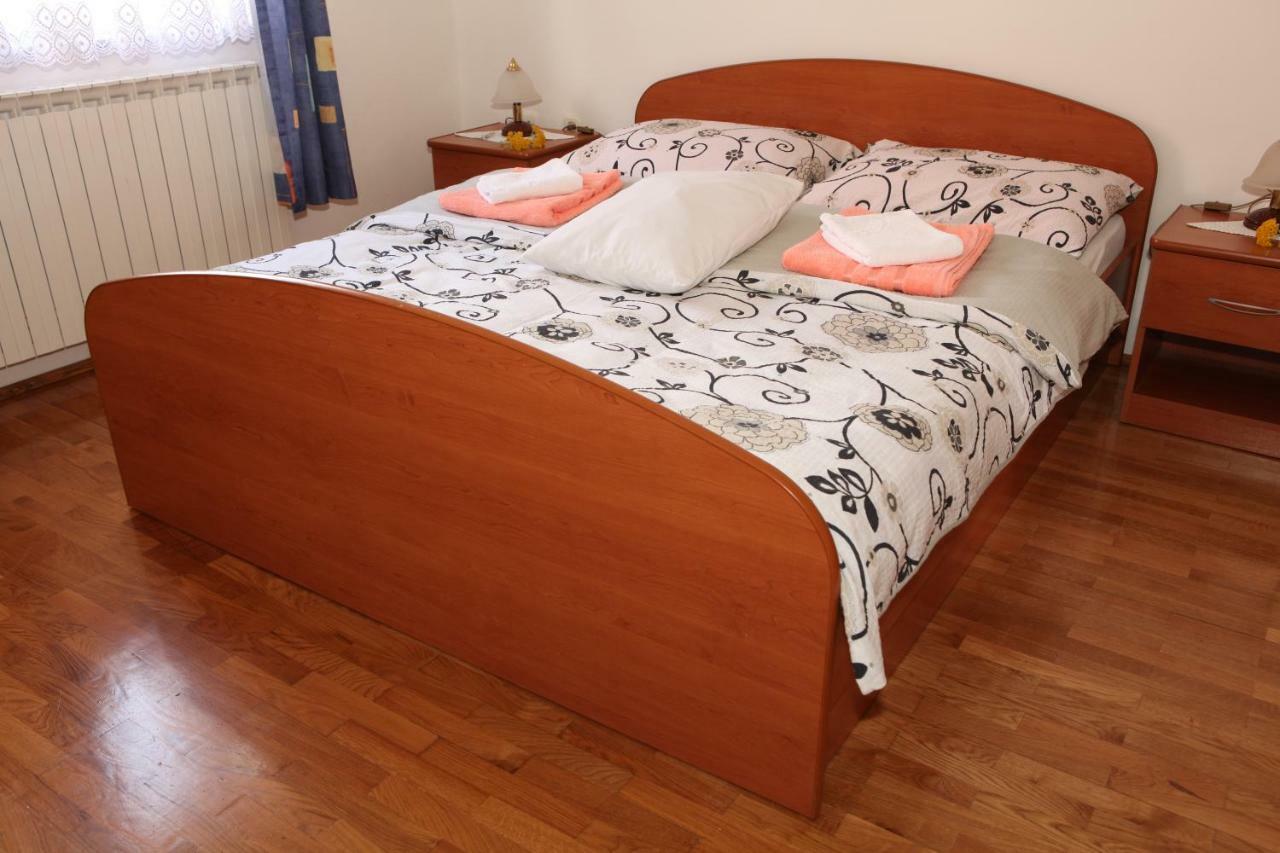 Apartman Matej Otočac Exterior foto
